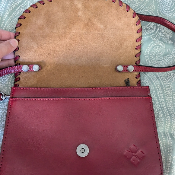 Patricia Nash Red Leather Crossbody Bag - Picture 6 of 13